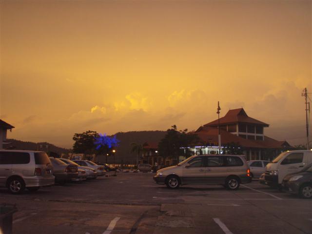 21. července 2008: Lumut Soumrak nad Lumutem